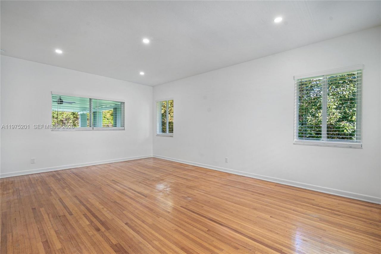 1235 Algardi Ave, Coral Gables, FL 33146 Photo