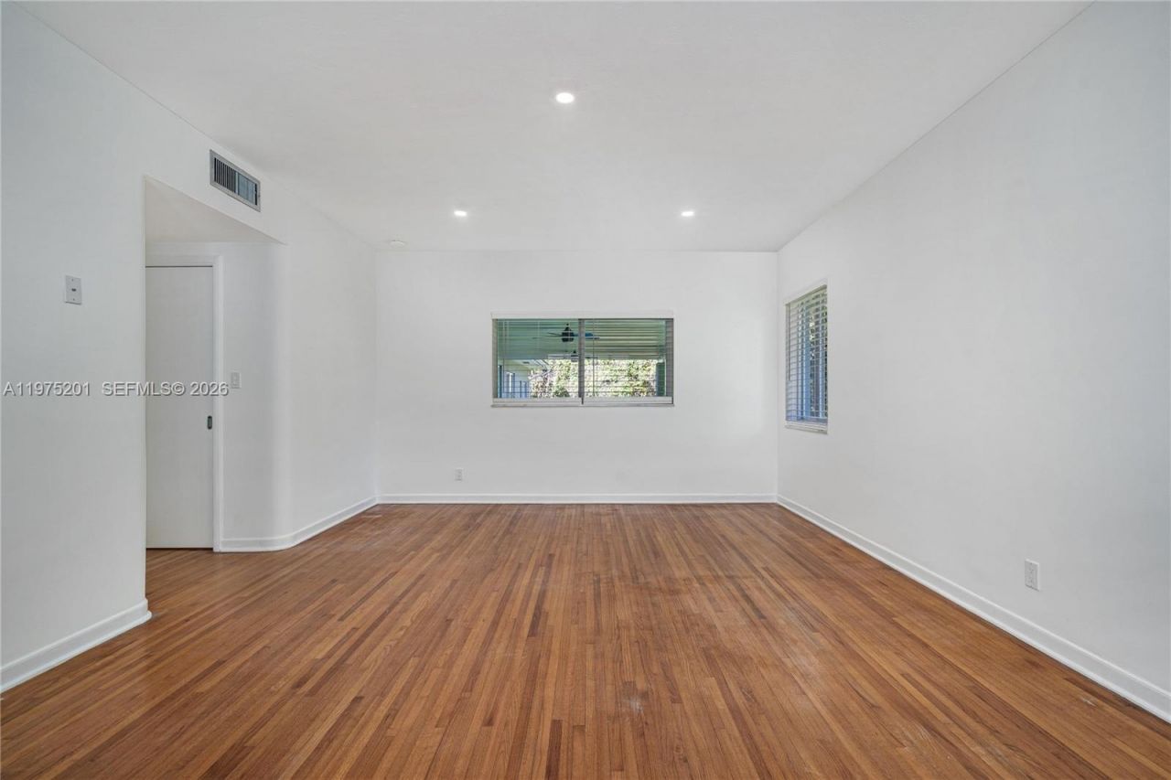 1235 Algardi Ave, Coral Gables, FL 33146 Photo