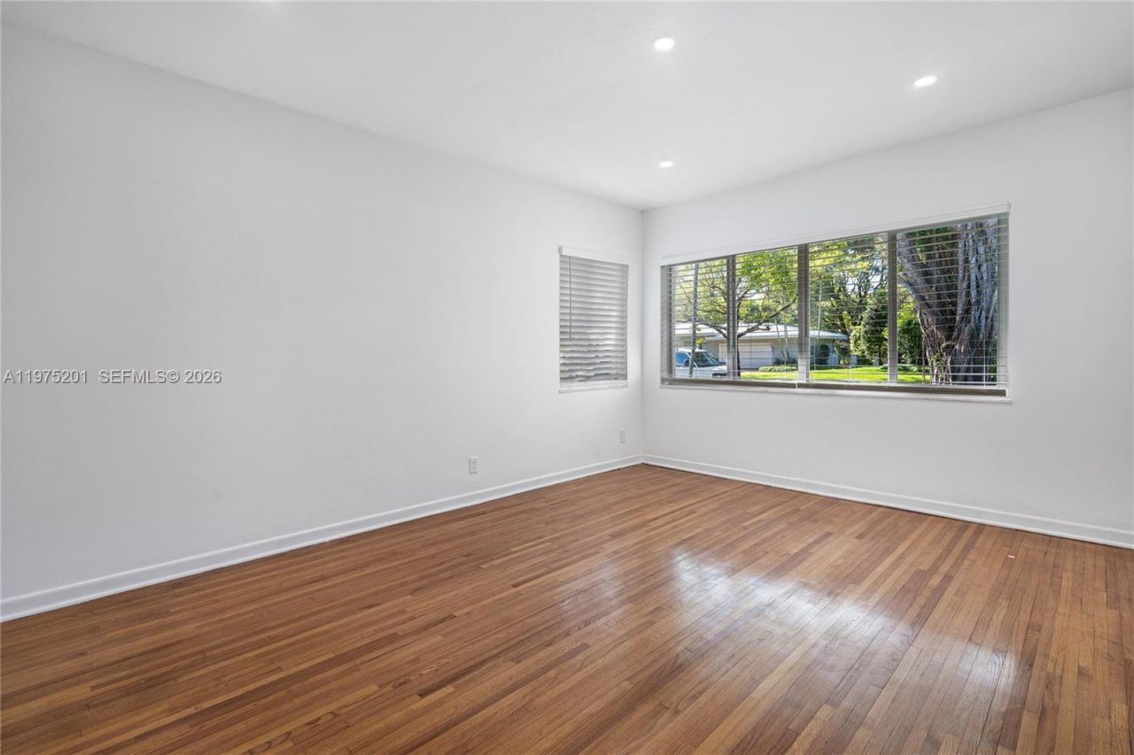 1235 Algardi Ave, Coral Gables, FL 33146 Photo