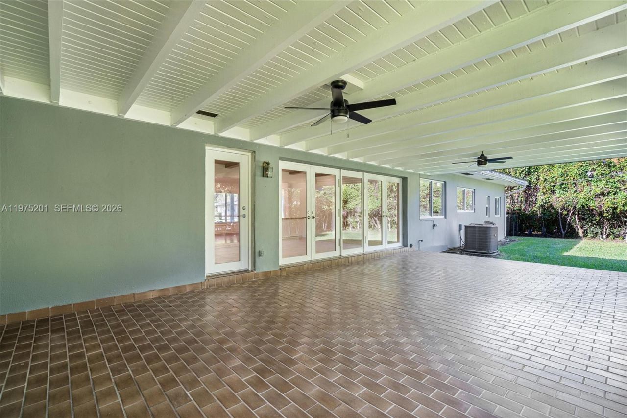 1235 Algardi Ave, Coral Gables, FL 33146 Photo