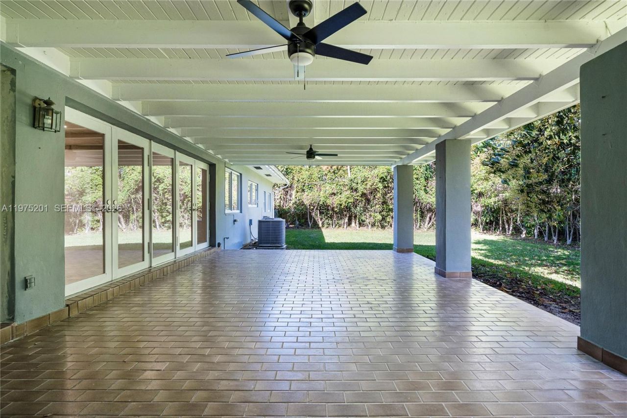 1235 Algardi Ave, Coral Gables, FL 33146 Photo