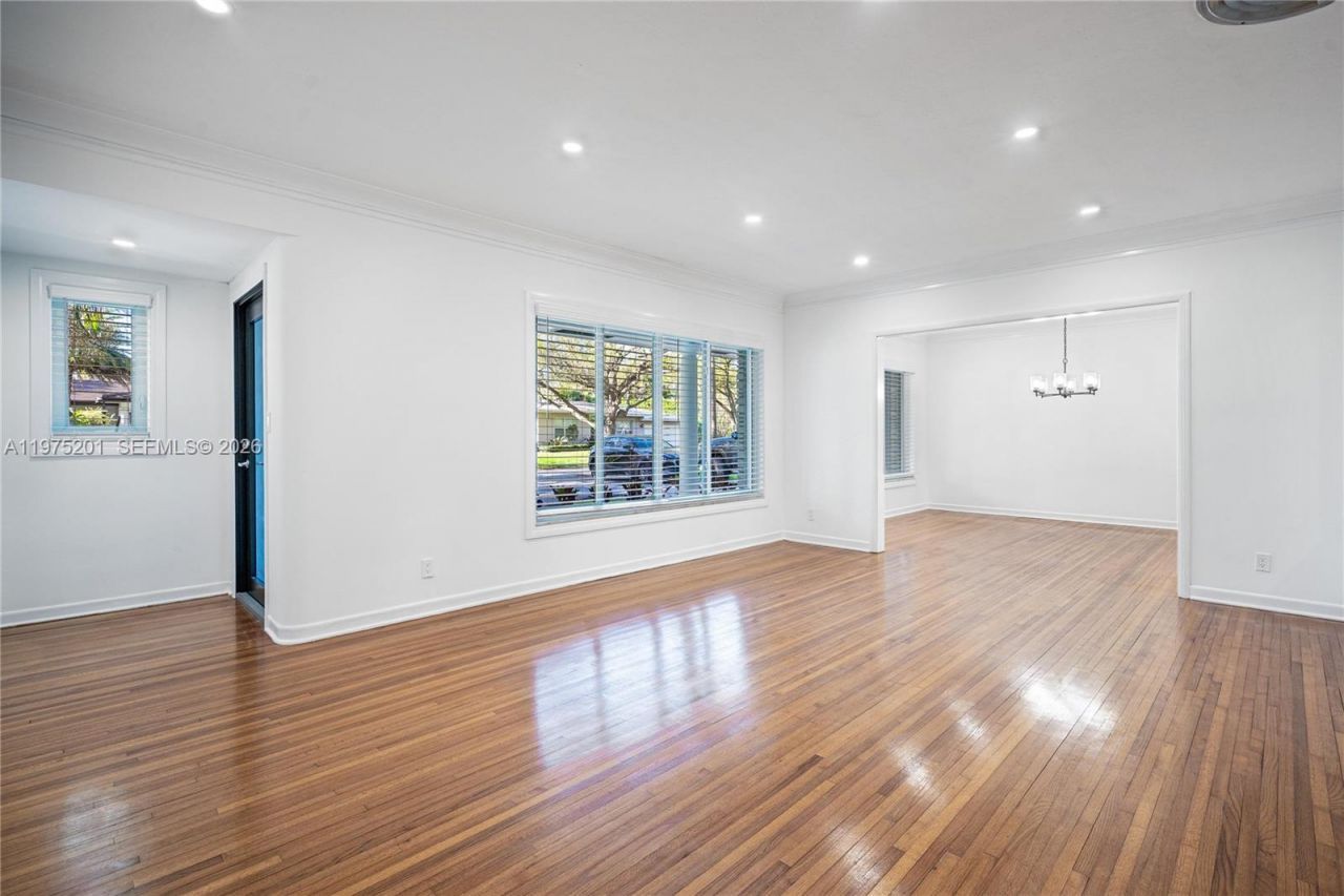 1235 Algardi Ave, Coral Gables, FL 33146 Photo