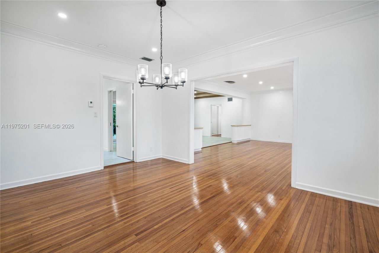 1235 Algardi Ave, Coral Gables, FL 33146 Photo