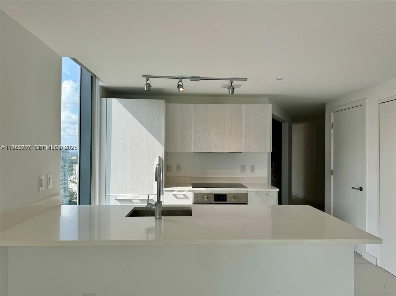 501 NE 31st St , Unit 3208, Miami, FL 33137 Photo