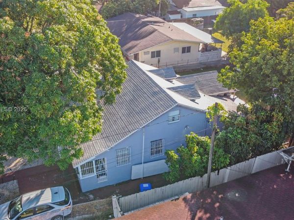 2142 NW 33rd St, Miami, FL 33142