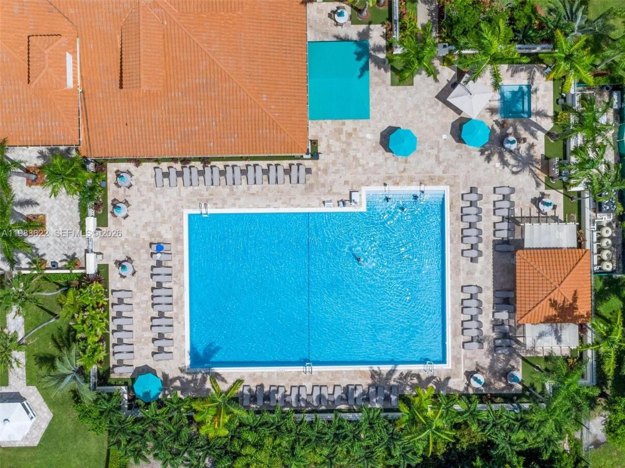 10635 NW 54th St , Doral, FL 33178 Photo