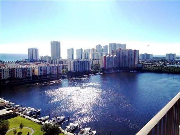 290 174th St , Unit 1715, Sunny Isles Beach, FL 33160