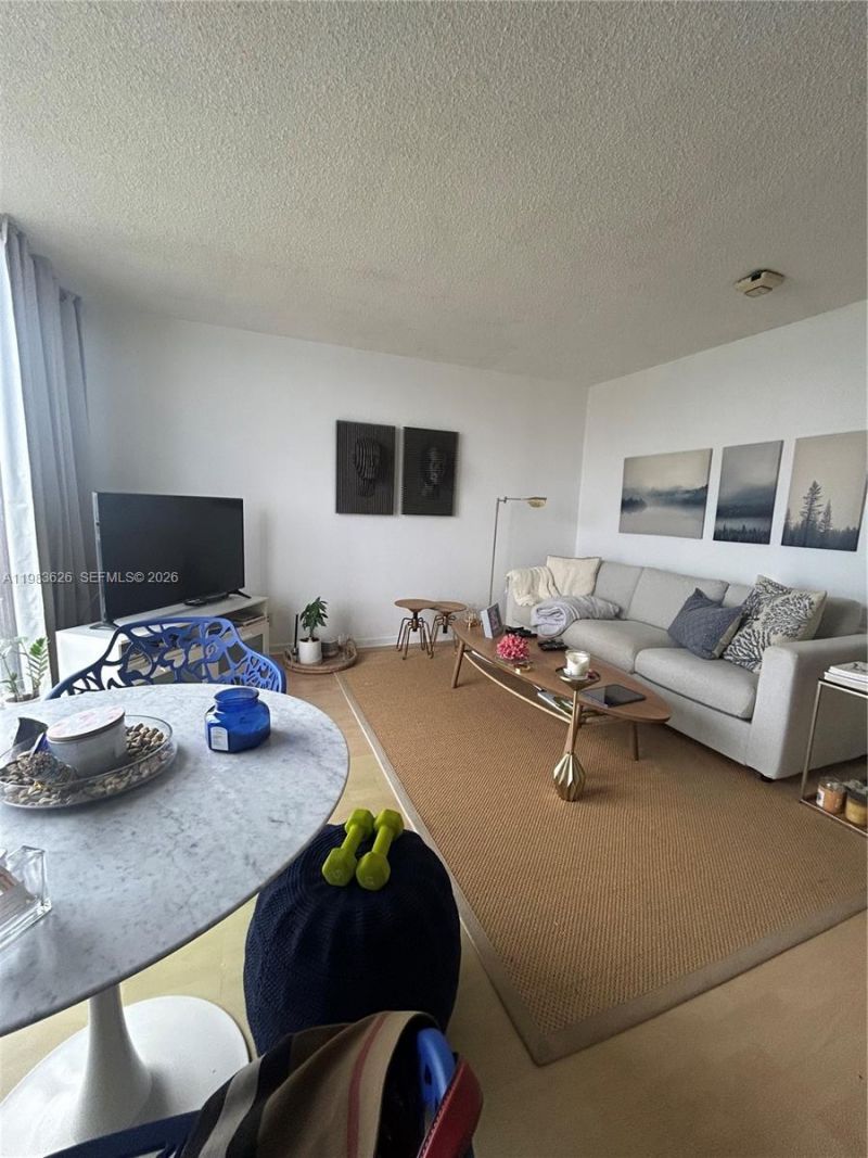 290 174th St , Unit 1715, Sunny Isles Beach, FL 33160 Photo