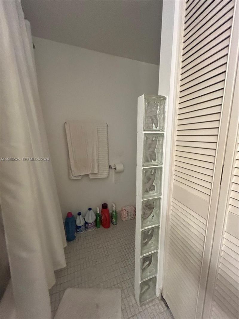 290 174th St , Unit 1715, Sunny Isles Beach, FL 33160 Photo