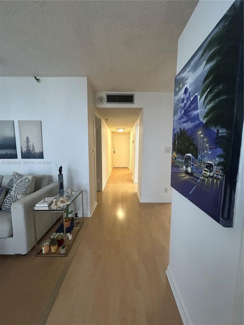 290 174th St , Unit 1715, Sunny Isles Beach, FL 33160 Photo