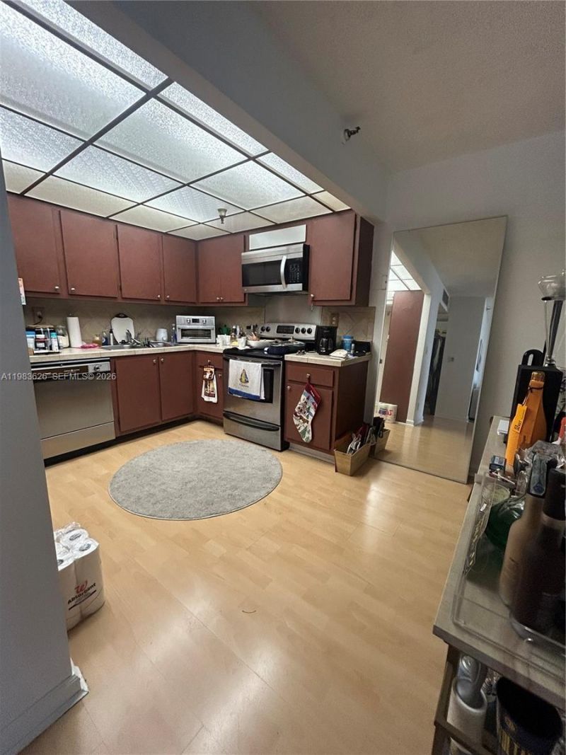 290 174th St , Unit 1715, Sunny Isles Beach, FL 33160 Photo