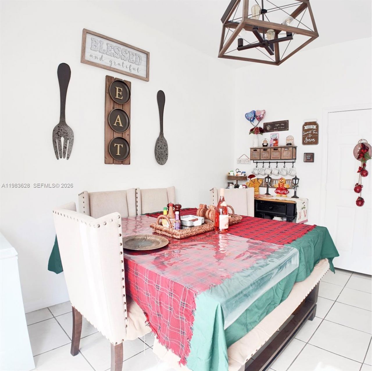 8884 SW 220th Ln, Cutler Bay, FL 33190 Photo