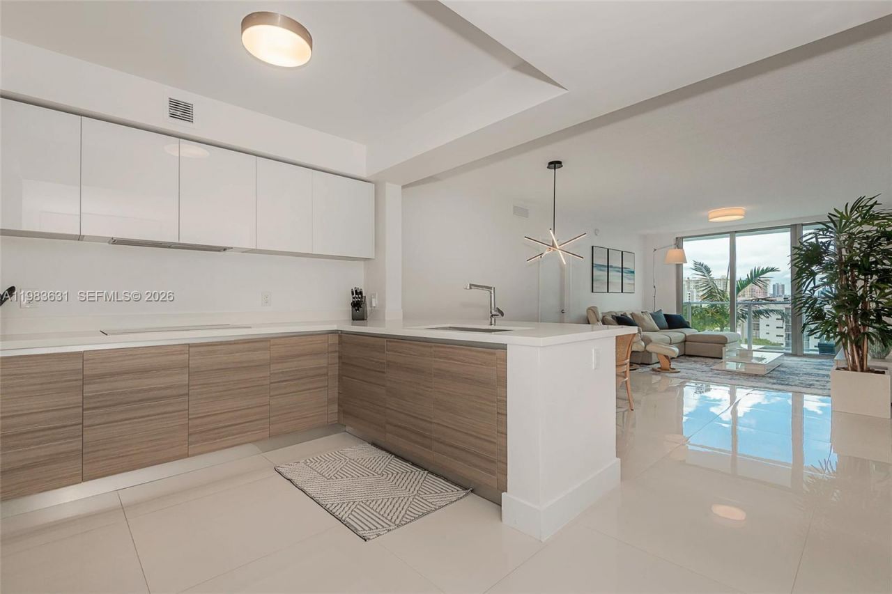 300 Sunny Isles Blvd, Unit 4-805, Sunny Isles Beach, FL 33160 Photo