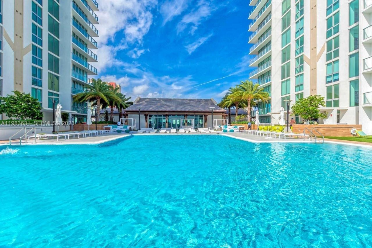 300 Sunny Isles Blvd, Unit 4-805, Sunny Isles Beach, FL 33160 Photo