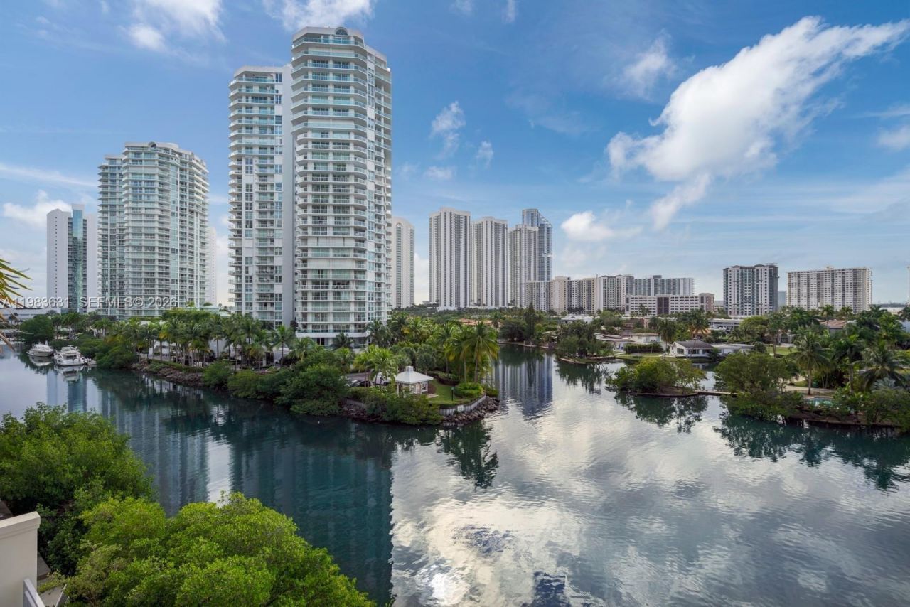 300 Sunny Isles Blvd, Unit 4-805, Sunny Isles Beach, FL 33160 Photo