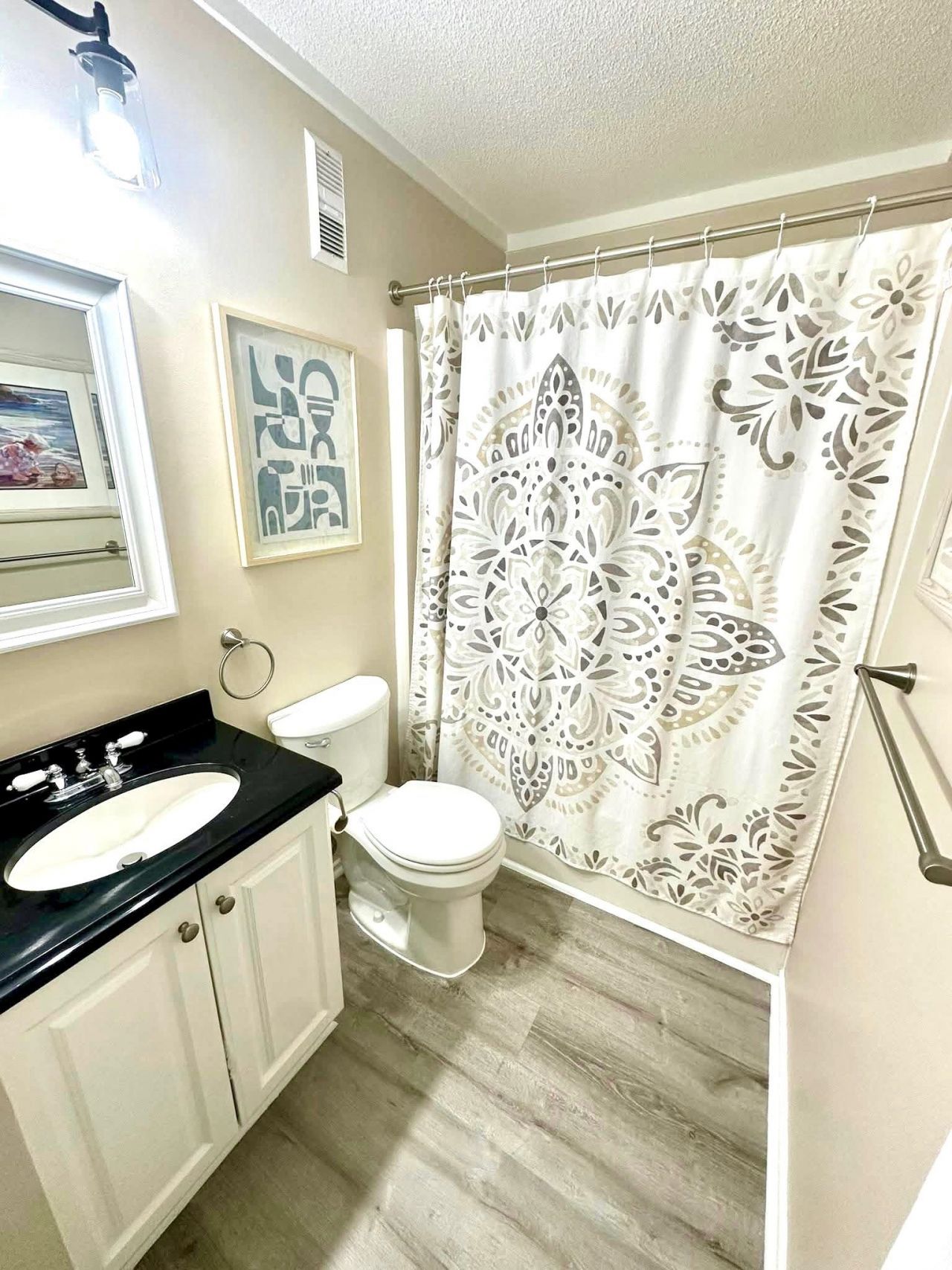 5905 S Kings Highway Photo 15