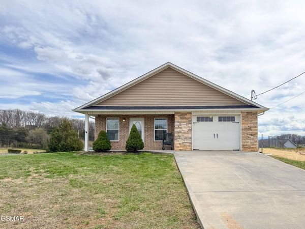 629 English Meadows Drive, White Pine, TN 37890