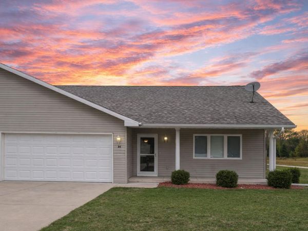 94 Riviera Drive , Michigan City, IN 46360