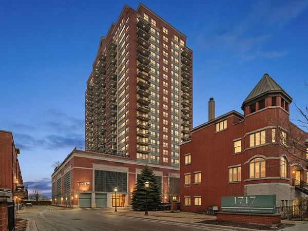 1717 S Prairie Avenue, Unit 2102, Chicago, IL 60616