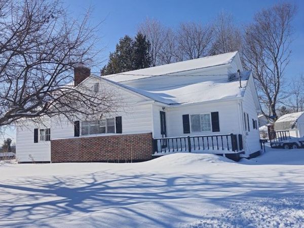 50 Beech Street, East Millinocket, ME 04430