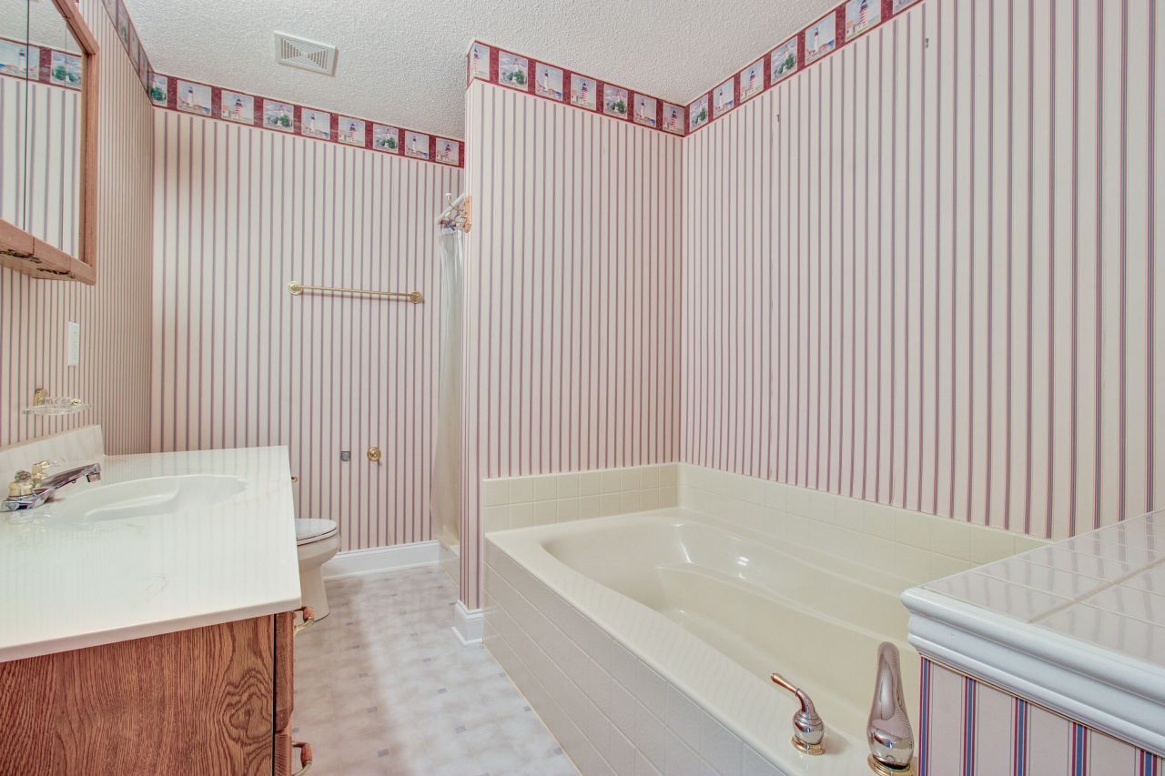 123 Spalding Circle Photo 37