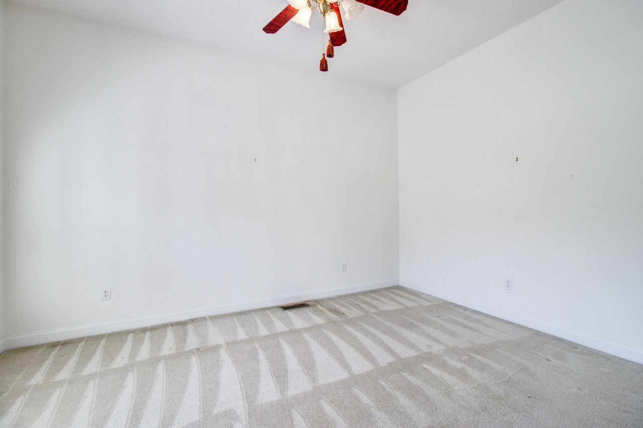 123 Spalding Circle Photo 9