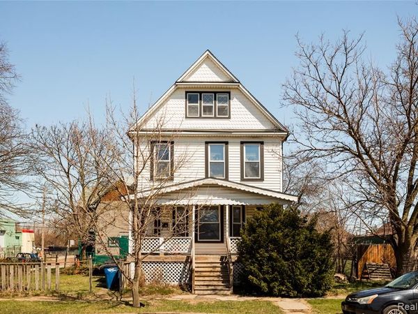 2698 15th Street, Detroit, MI 48216