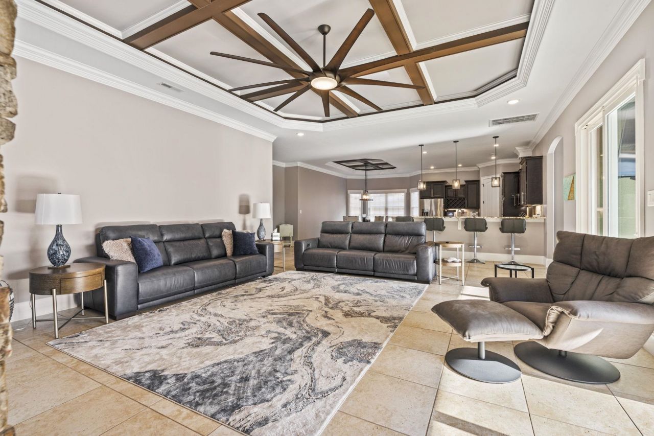 688 Edgecreek Dr.  Photo 11