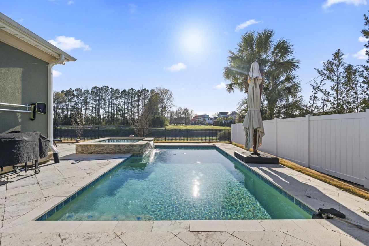 688 Edgecreek Dr.  Photo 13