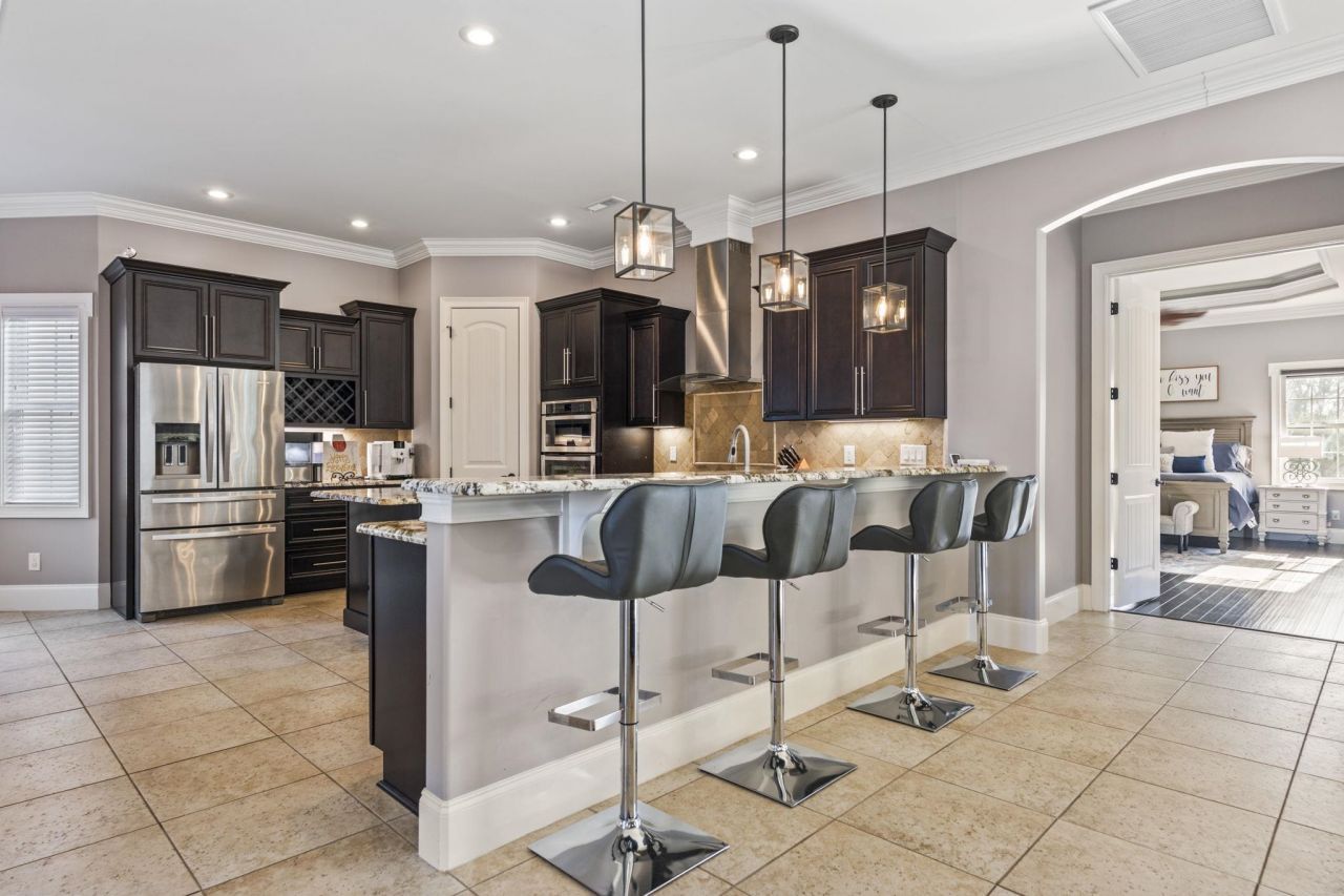 688 Edgecreek Dr.  Photo 6