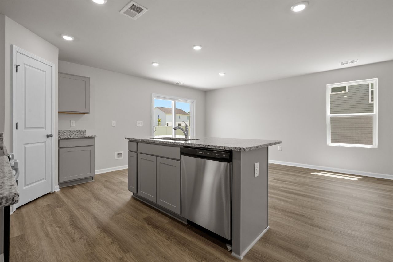 841 Rivas Way Photo 15