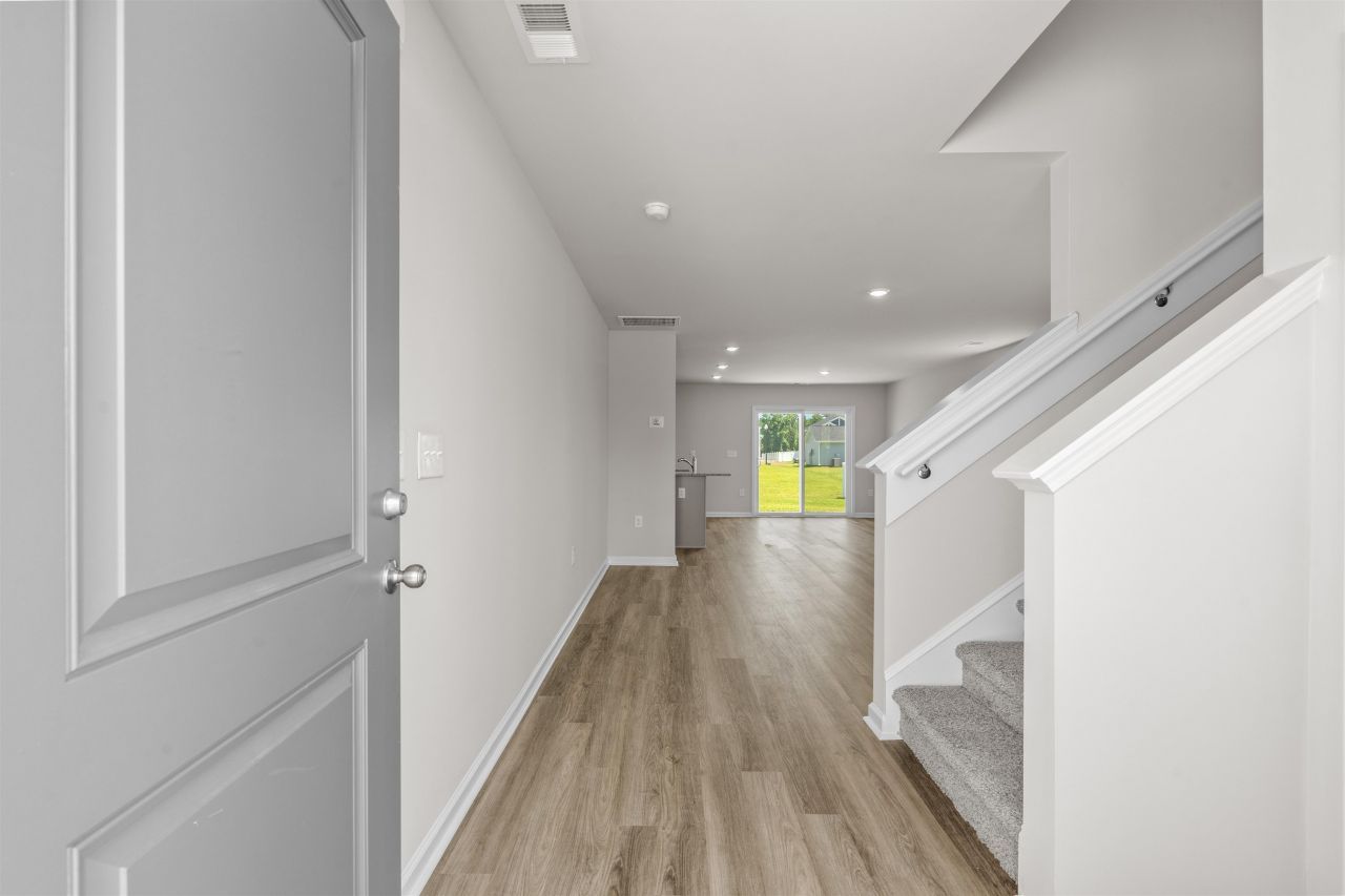 841 Rivas Way Photo 5