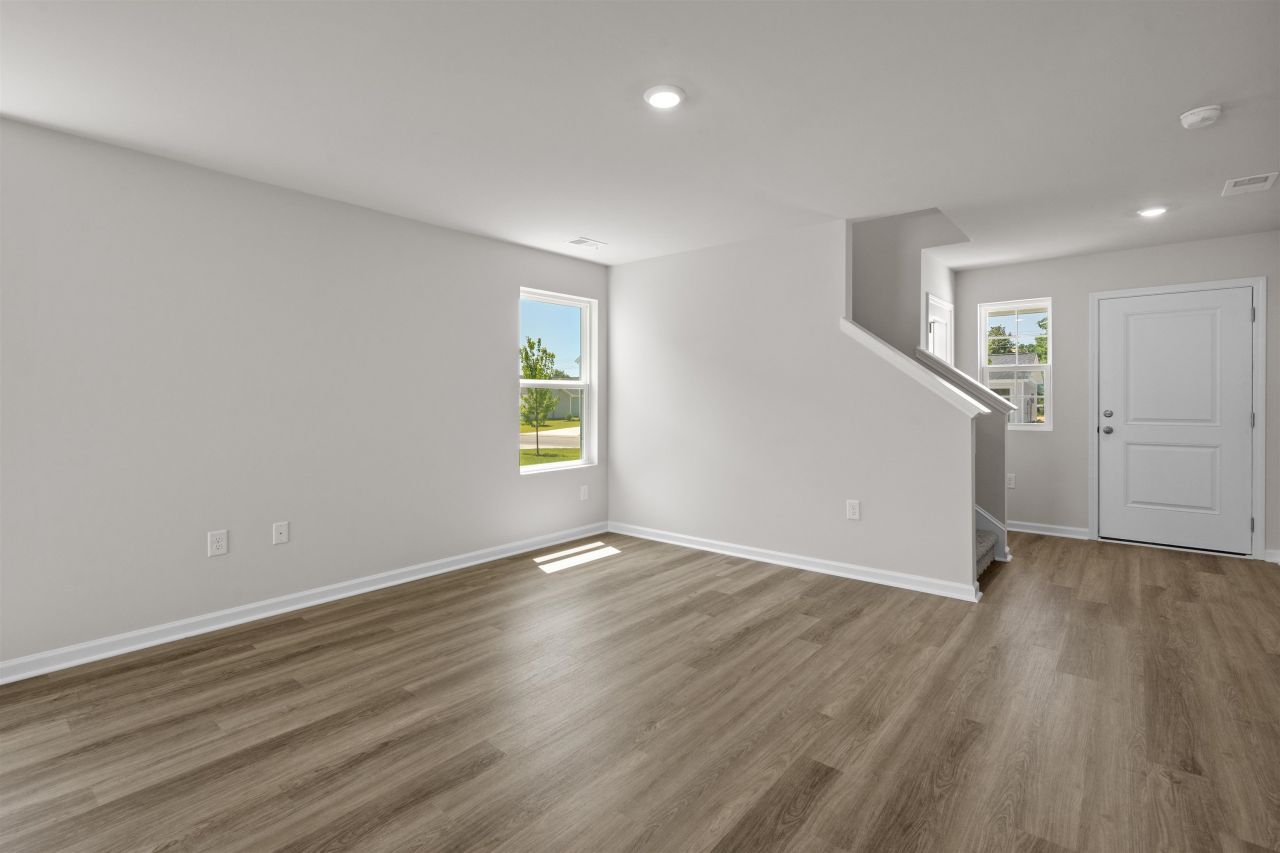 841 Rivas Way Photo 8