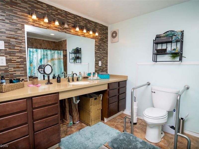 531 W 44th Street, Shadyside, OH 43947 Photo 12