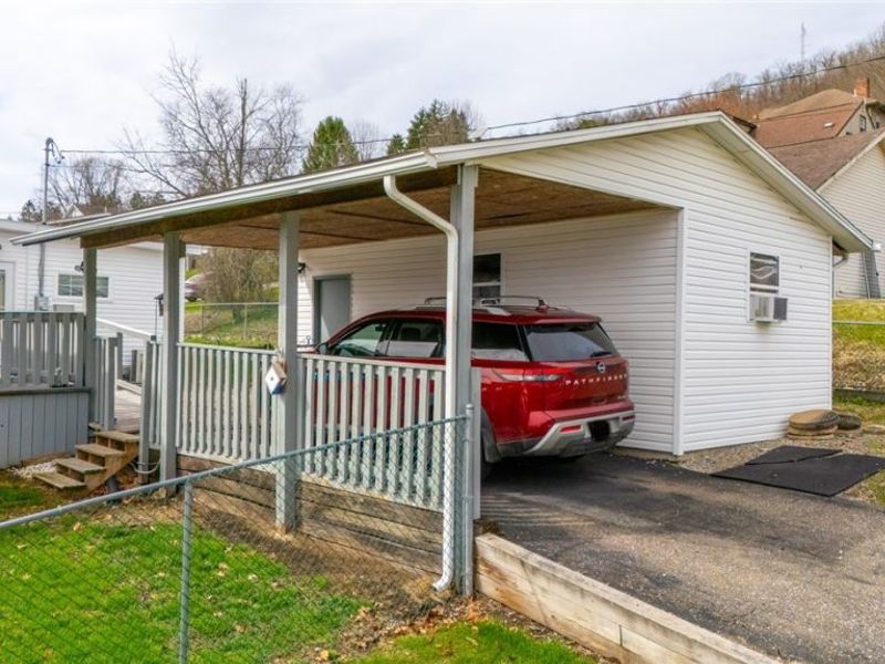 531 W 44th Street, Shadyside, OH 43947 Photo 29