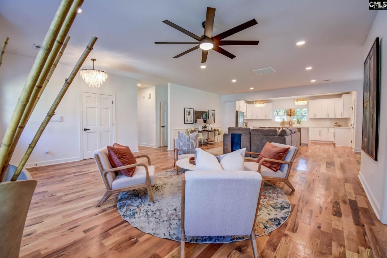 108 Scotland Court  Photo 14