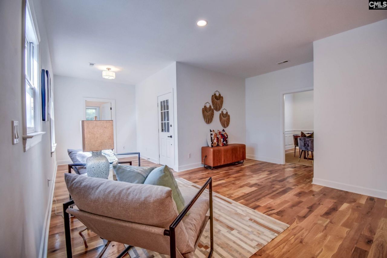 108 Scotland Court  Photo 17