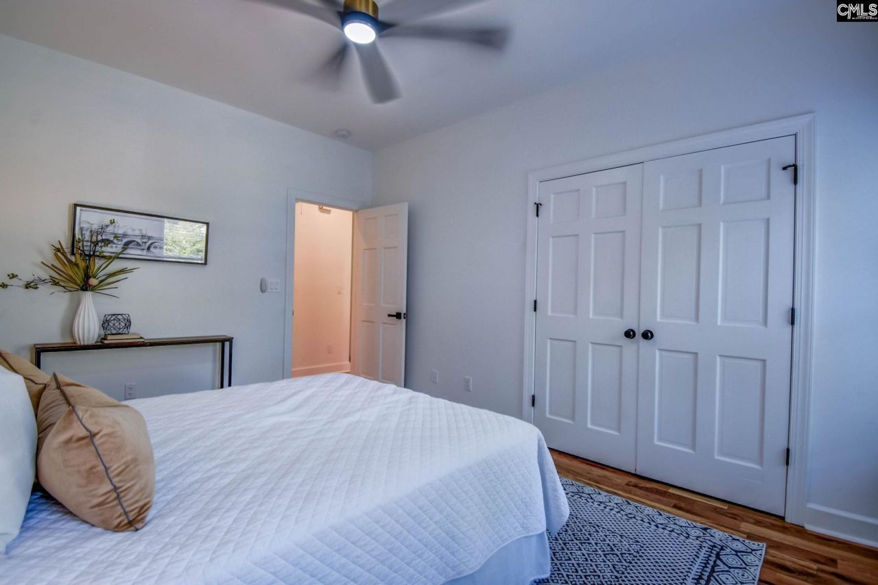 108 Scotland Court  Photo 30