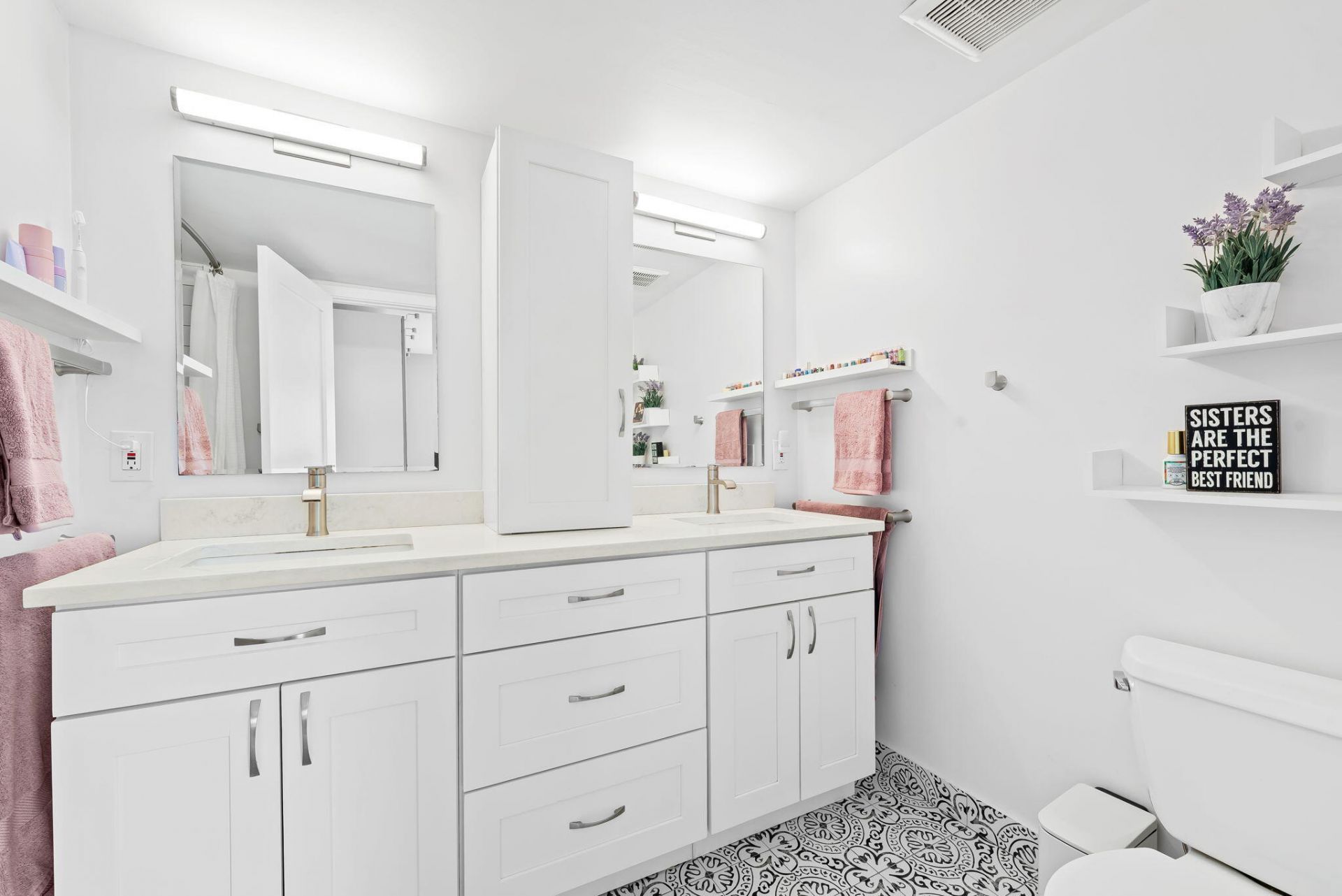 1881 Middle River Drive, Unit 206, Fort Lauderdale, FL 33305 Photo