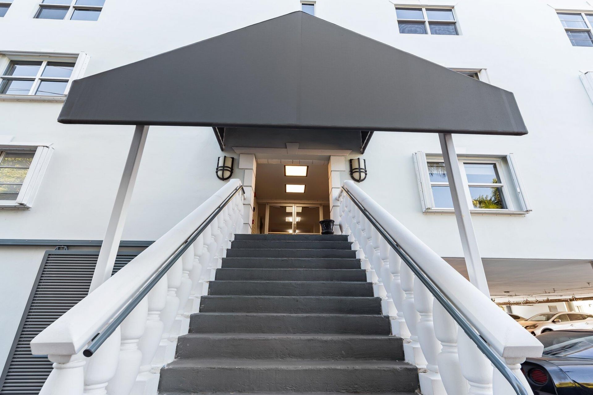 1881 Middle River Drive, Unit 206, Fort Lauderdale, FL 33305 Photo