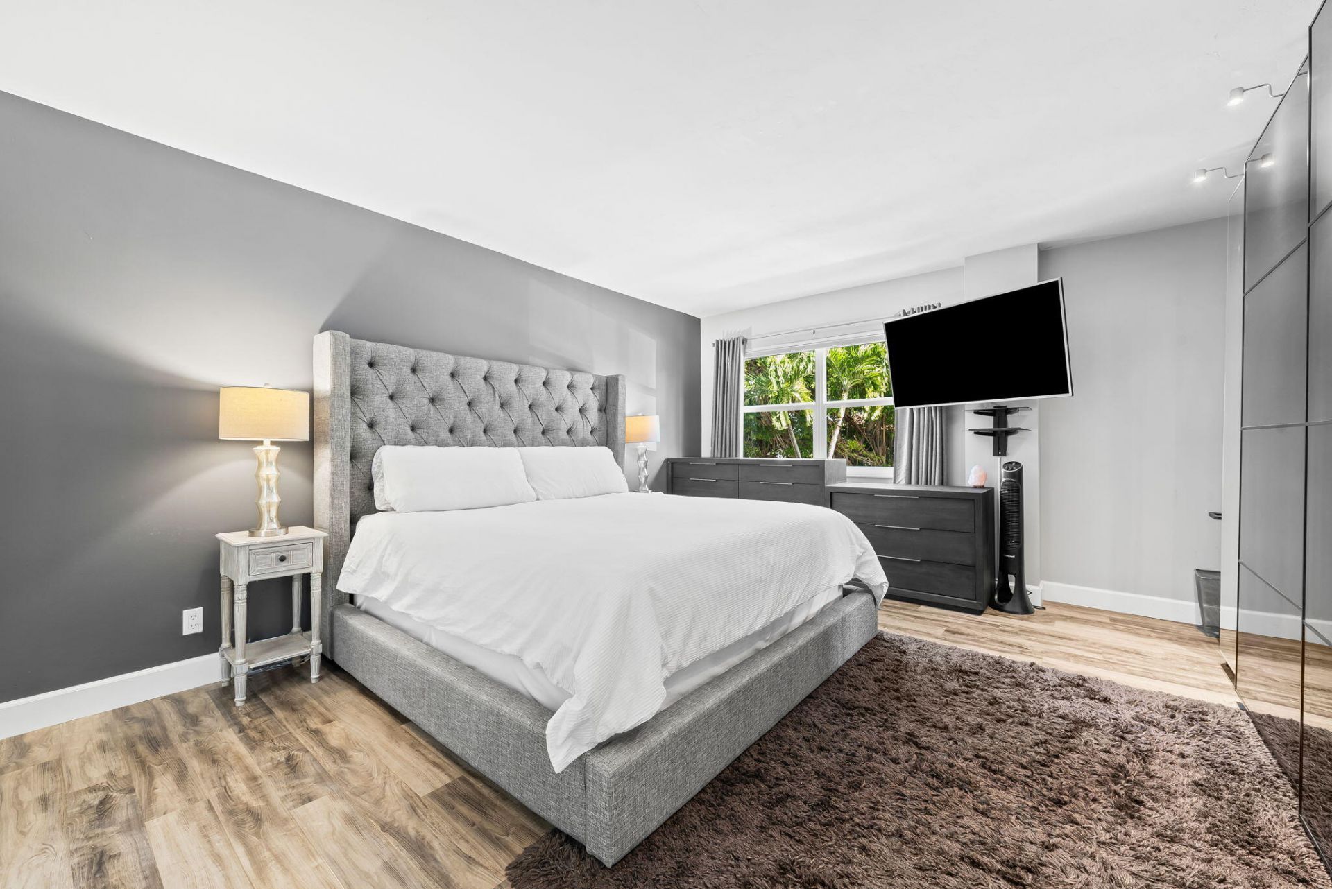 1881 Middle River Drive, Unit 206, Fort Lauderdale, FL 33305 Photo