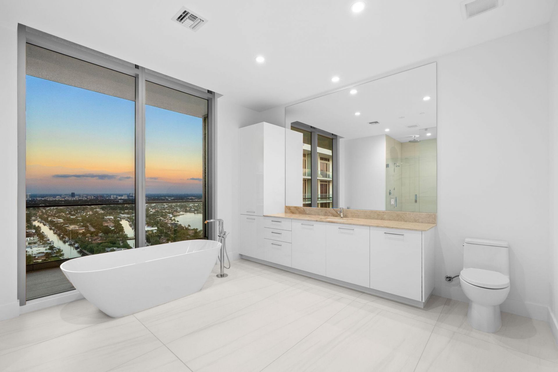 151 N Seabreeze Boulevard, Unit Ph2601-e, Fort Lauderdale, FL 33304 Photo