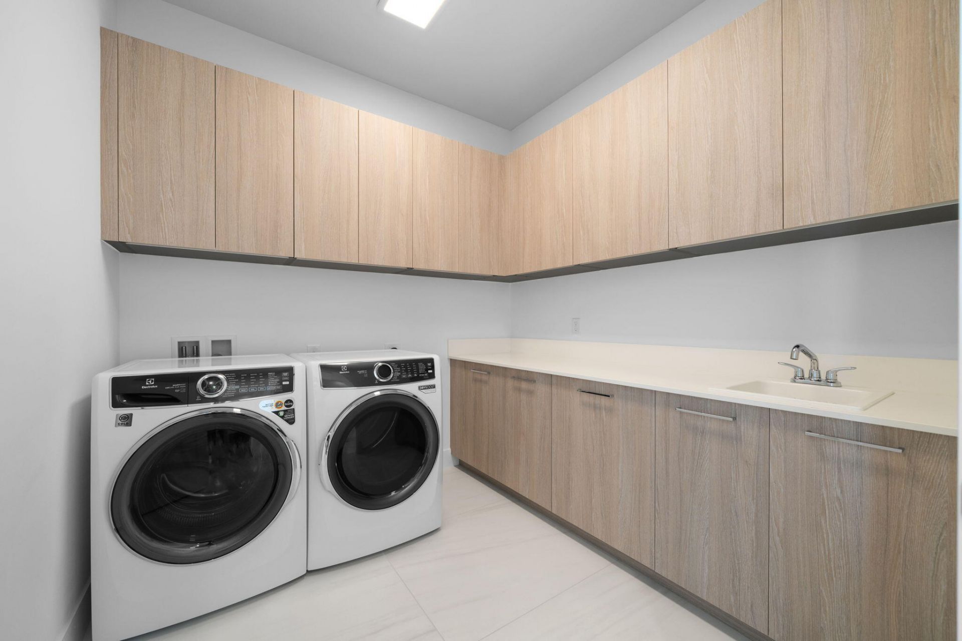 151 N Seabreeze Boulevard, Unit Ph2601-e, Fort Lauderdale, FL 33304 Photo