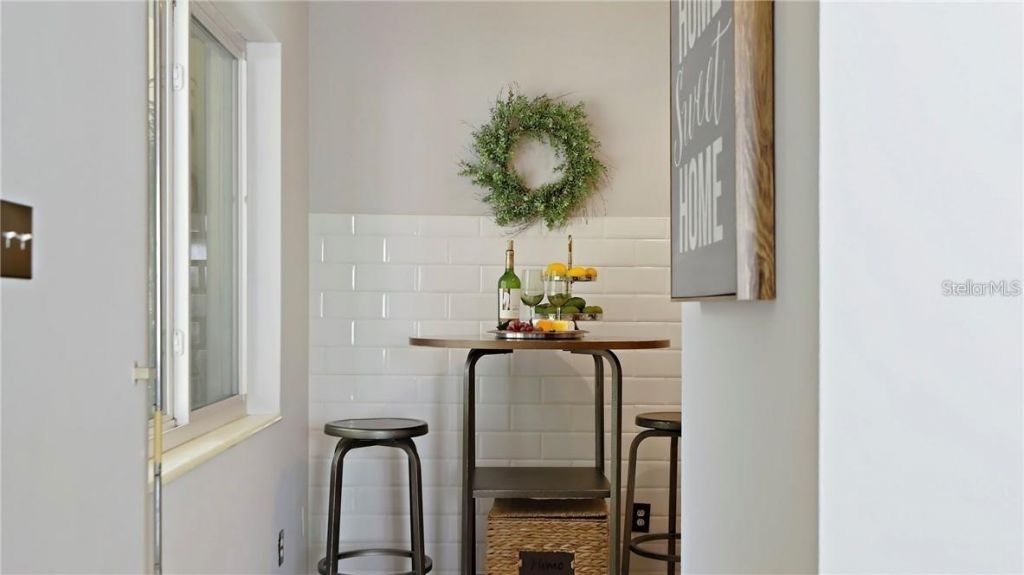 325 42nd Avenue N, Saint Petersburg, FL 33703 Photo