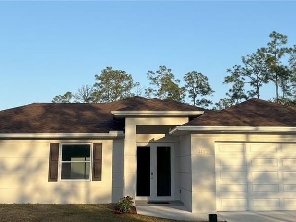 1422 HIGHLAND AVENUE , LEHIGH ACRES, FL 33972