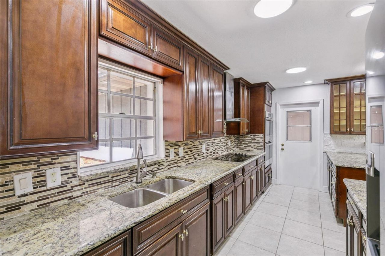 1135 E State Road 46 , Geneva, FL 32732 Photo