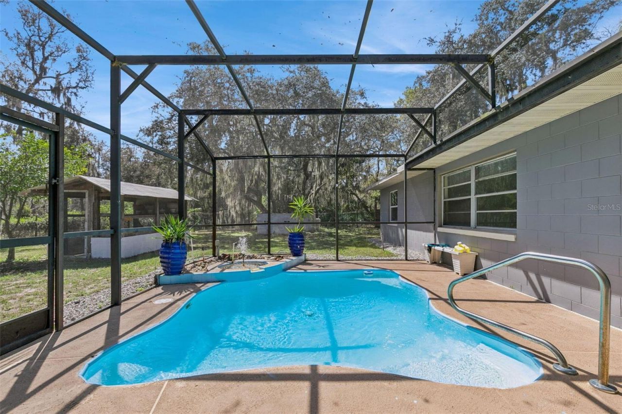 1135 E State Road 46 , Geneva, FL 32732 Photo