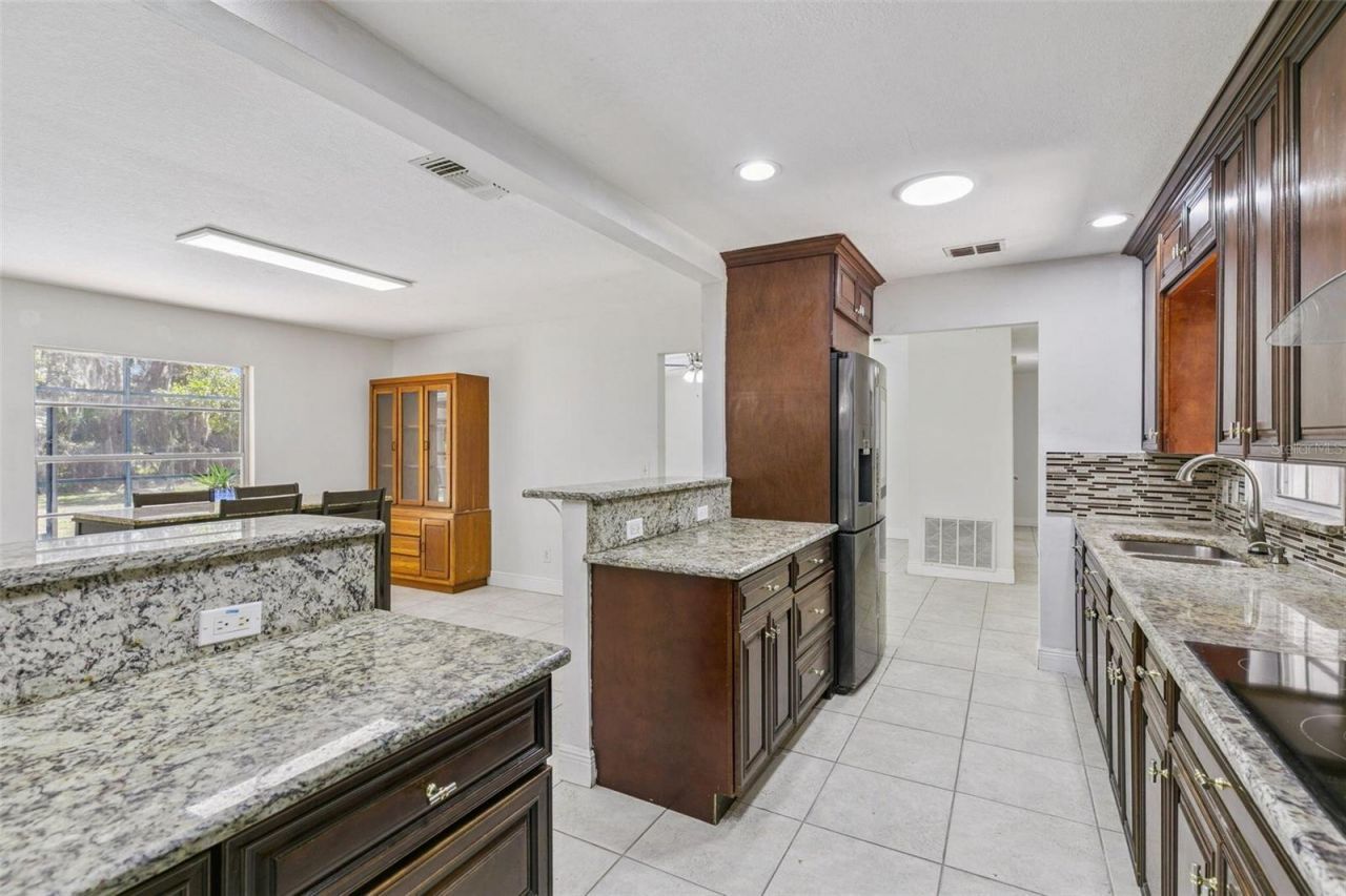 1135 E State Road 46 , Geneva, FL 32732 Photo