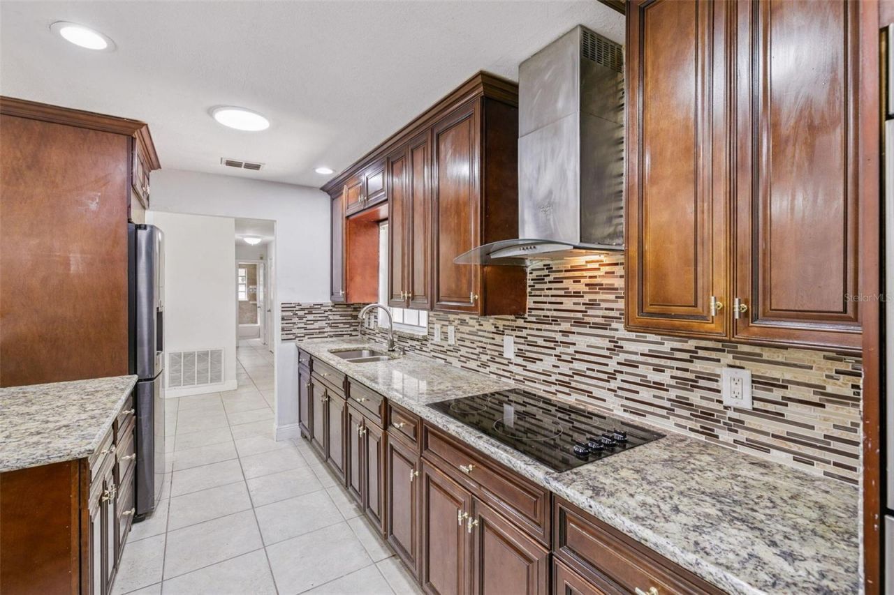 1135 E State Road 46 , Geneva, FL 32732 Photo