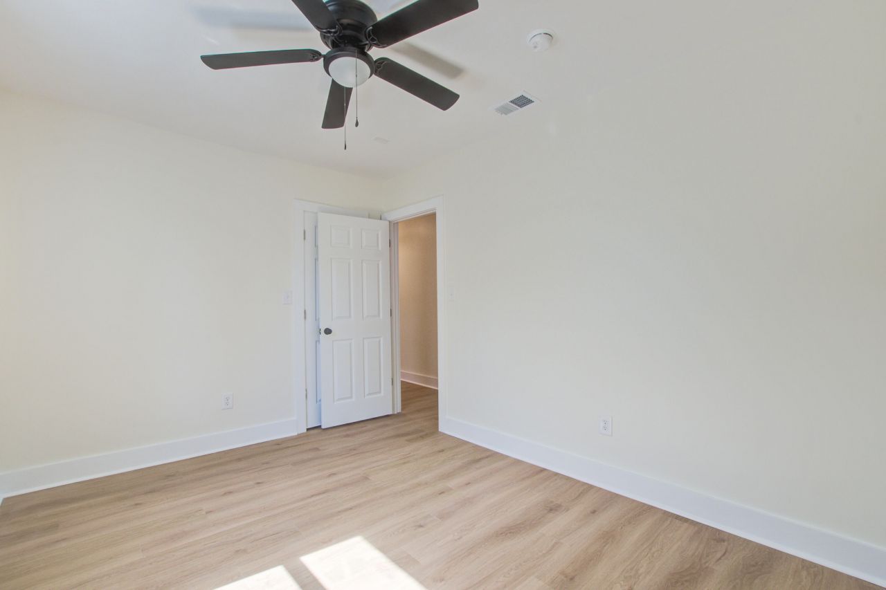 2601 Oregon Avenue Photo 27